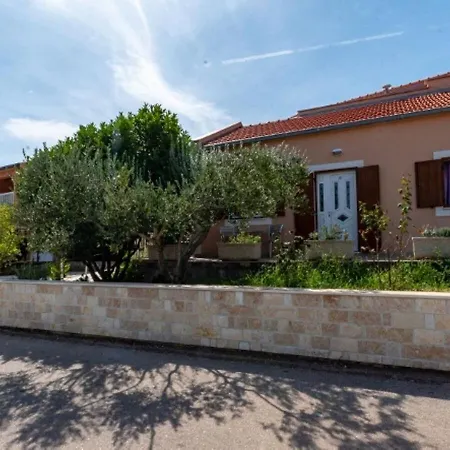 Zeljko Apartment Račišće